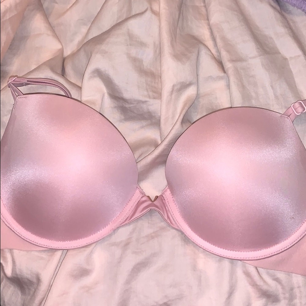 New Victoria secrete V sexy push-up bra 32D